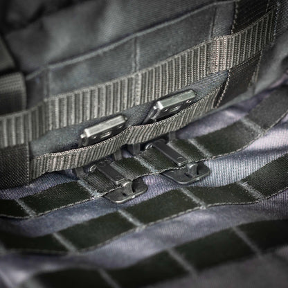 MOLLE System Verbinder an 2 Taschen